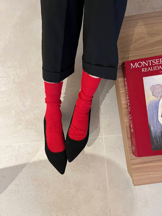 Mrs. Hosiery - Mrs. Silky Fine, Red Classic