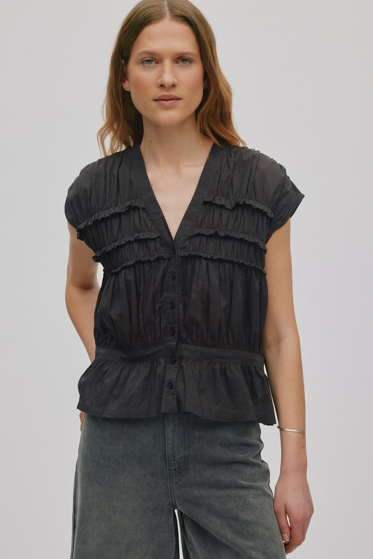 Rabens Saloner - Elenor Voile Frill Top, Liquorice