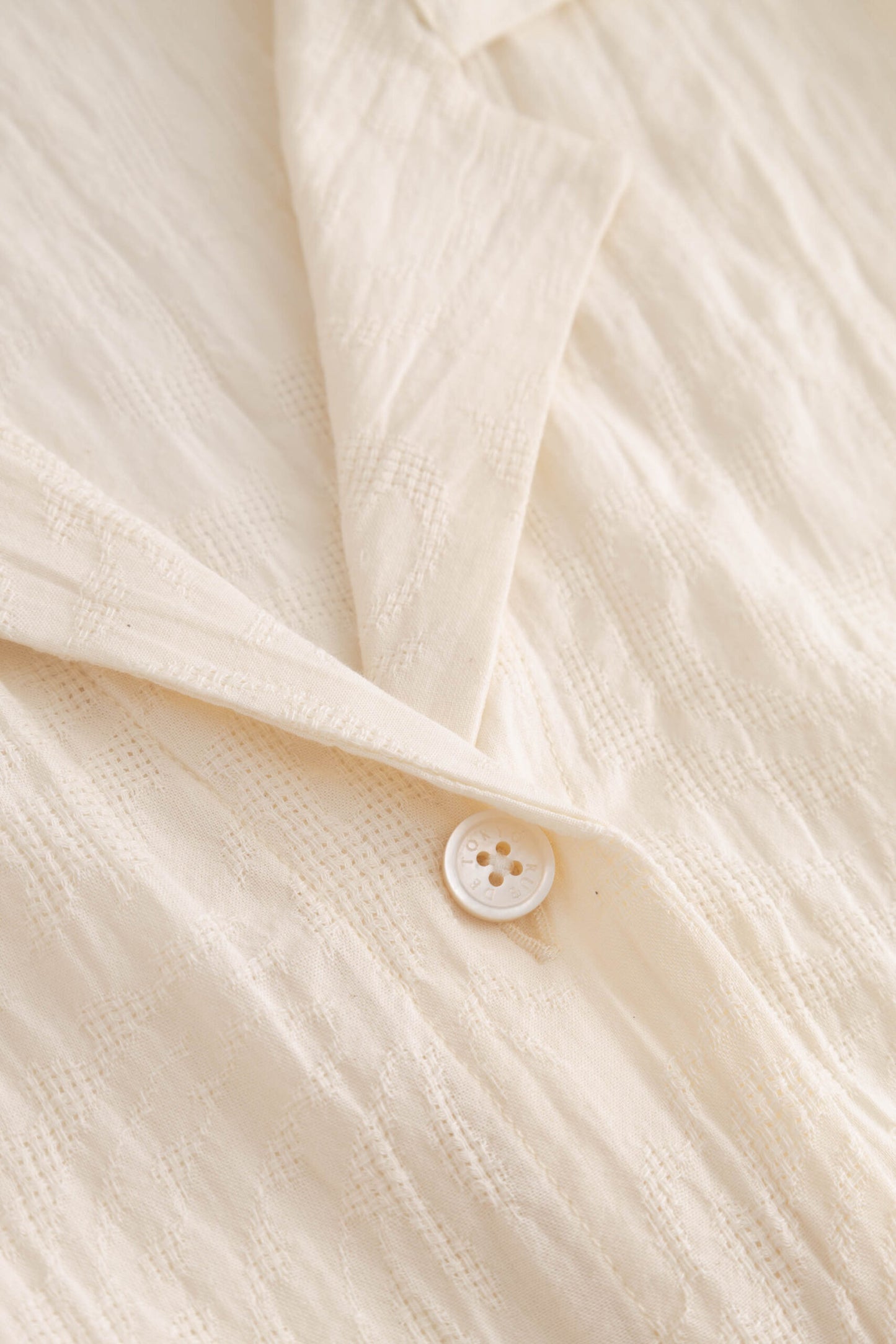 Rue De Tokyo - Saskia Light Jacquard Shirt, Eggshell
