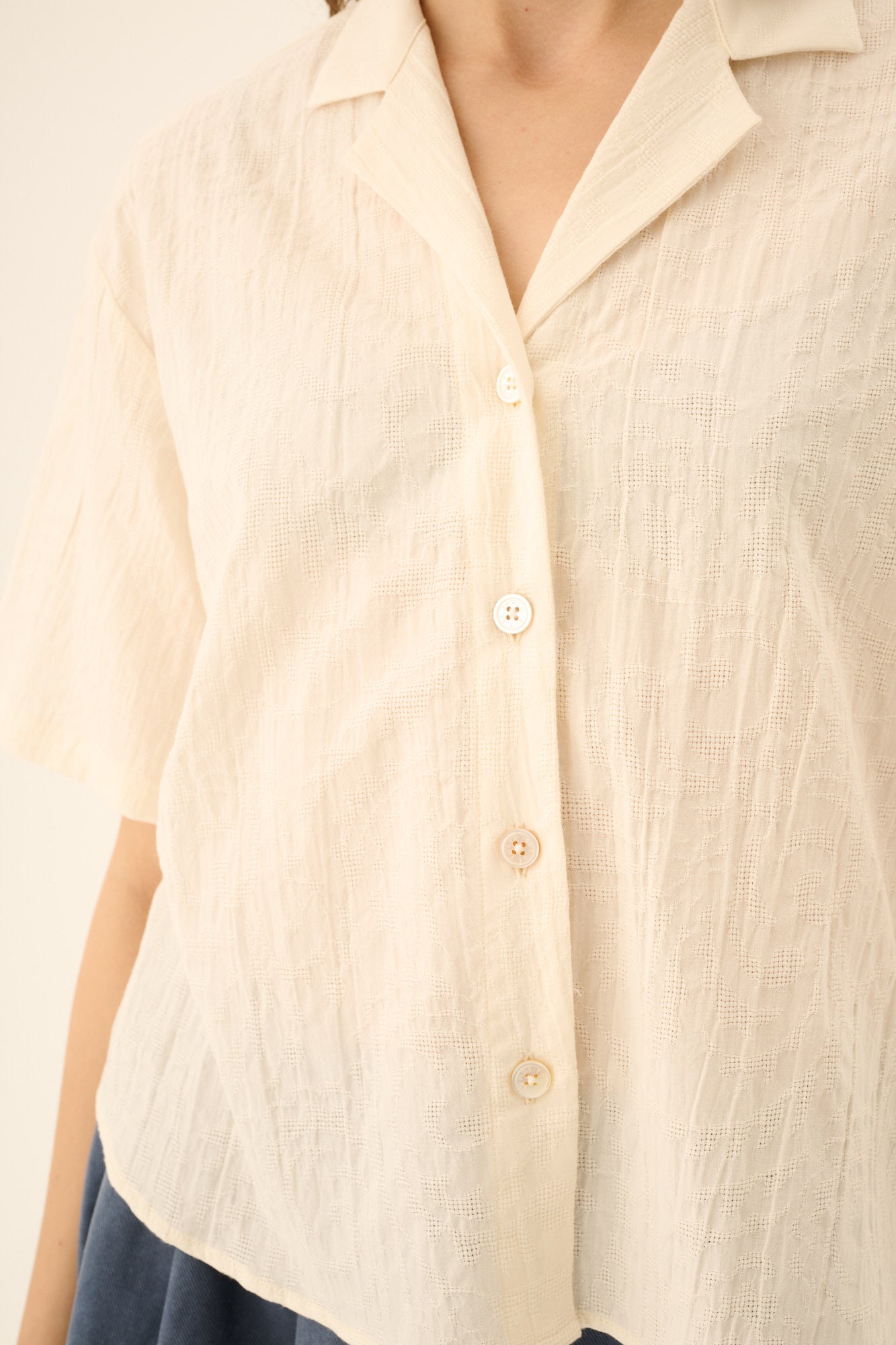Rue De Tokyo - Saskia Light Jacquard Shirt, Eggshell