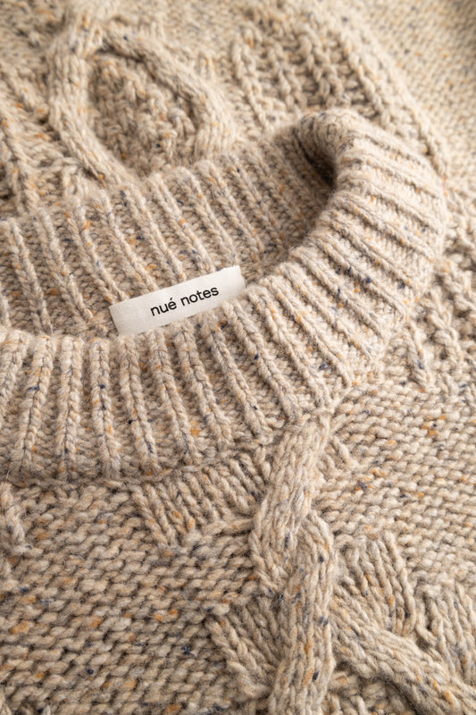 Nué Notes - Leskino Crewneck, Oatmeal