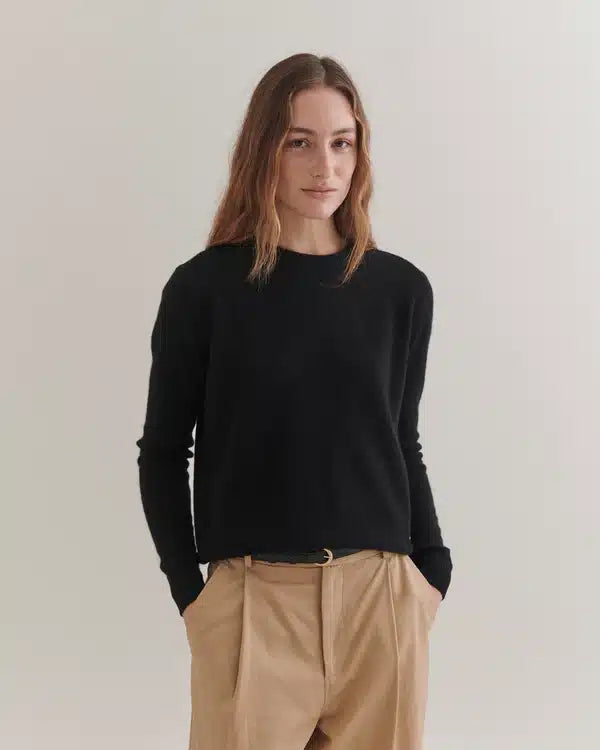 Beta Studios - Abbie O-neck Basic, Black