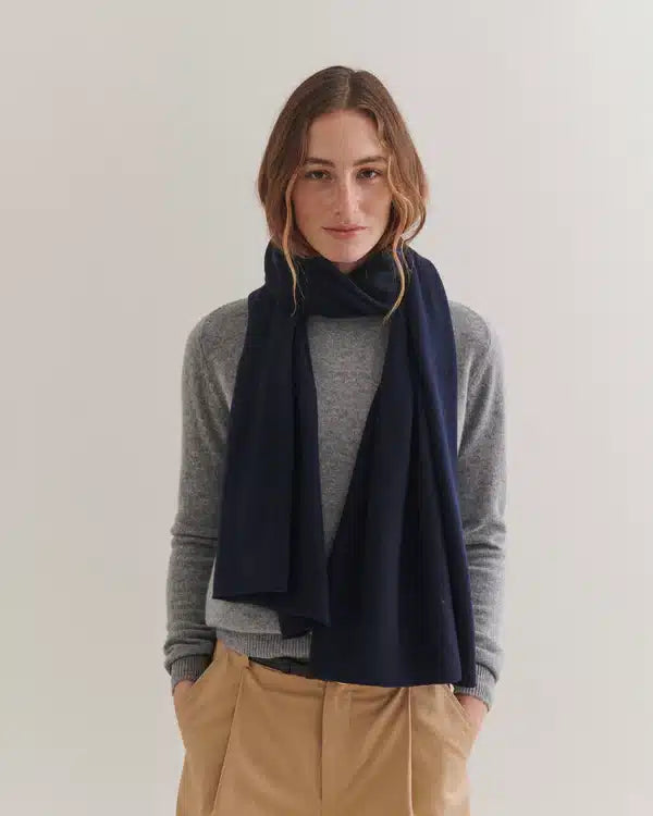 Beta Studios - Aja Long Scarf, One Size