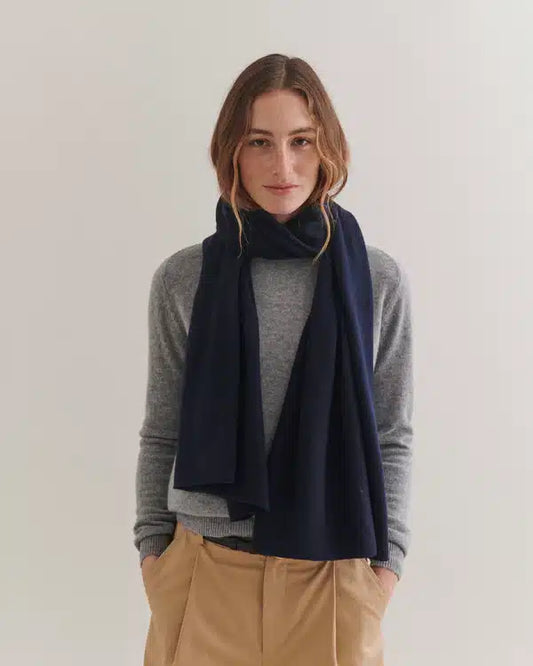 Beta Studios - Aja Long Scarf, One Size