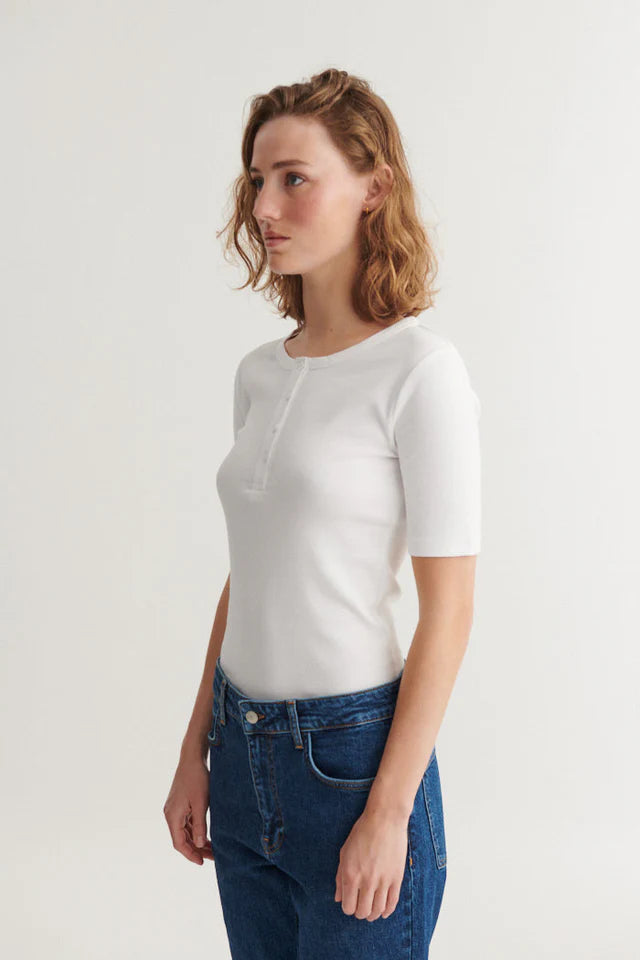 Basic Apparel - Ludmilla SS Granddad, Bright White