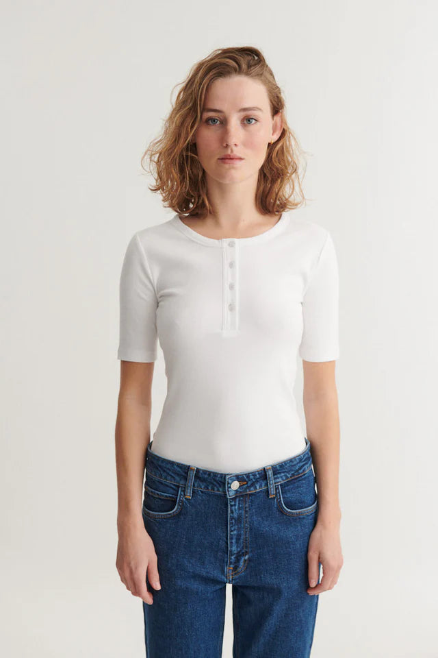 Basic Apparel - Ludmilla SS Granddad, Bright White