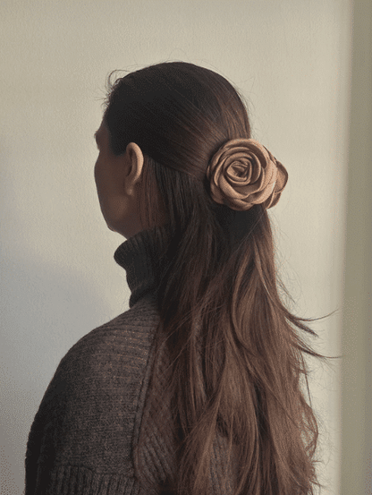 Pico Copenhagen - Small Satin Rose Claw