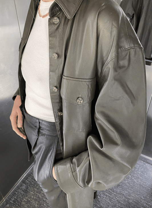 Munderingskompagniet - Agnes Thin Leather Shirt, Dark Green