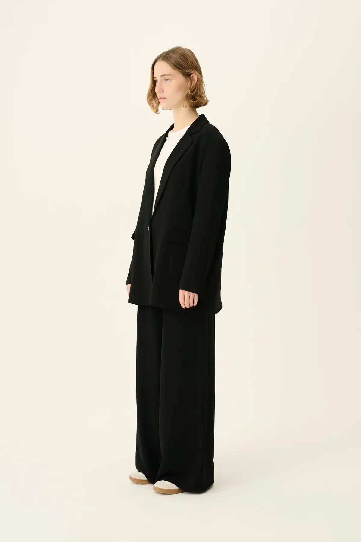 Rue De Tokyo - Cica Recycled Heavy Crepe Blazer, Black
