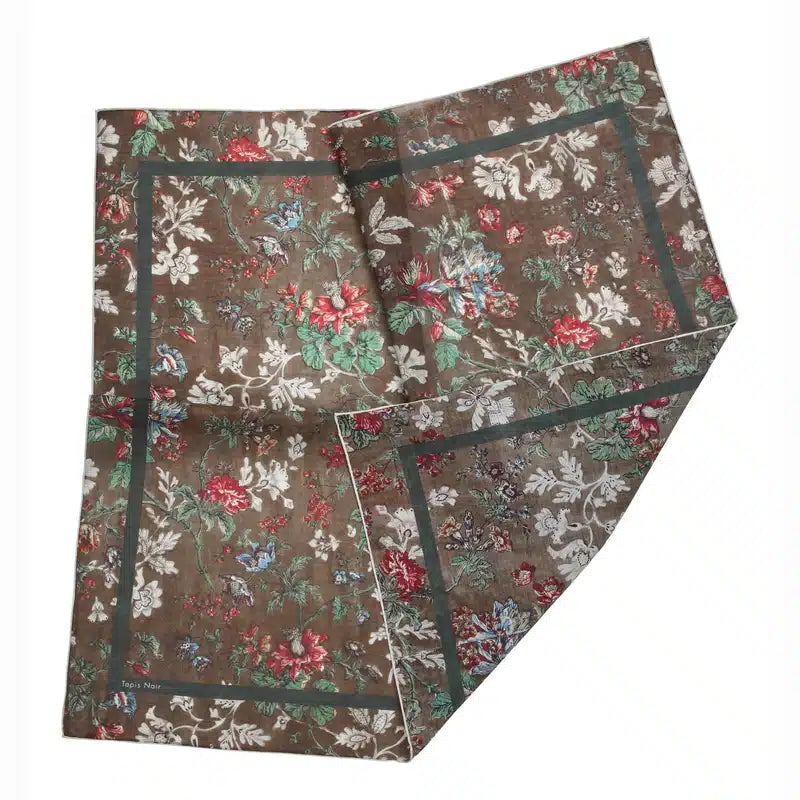 Tapis Noir - Light Small Eliza Scarf, Brown