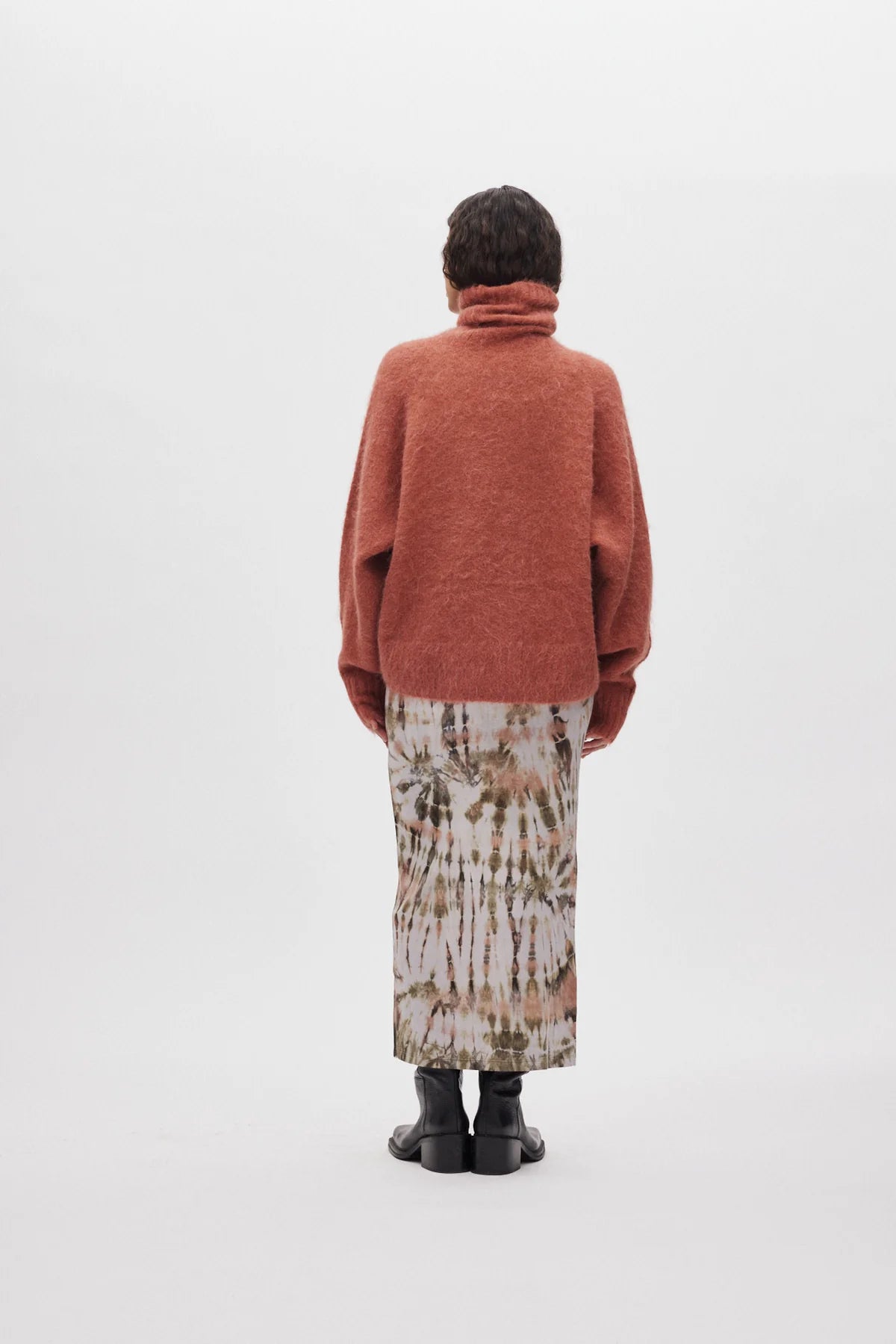 Rabens Saloner - Mabeka Fluffy Knit Funnel-Neck Sweater, Redwood