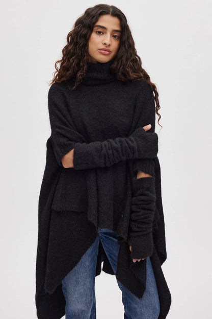 Rabens Saloner - Dede Fluffy Knit Poncho, Black