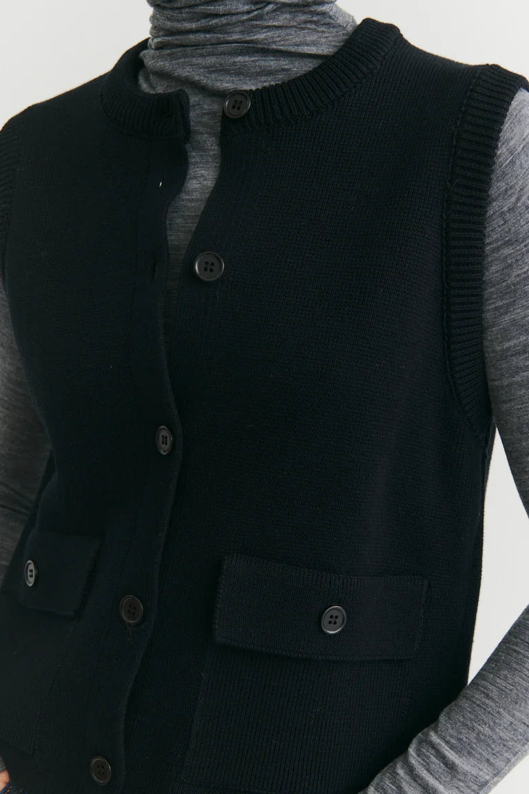 Basic Apparel - Sisa Vest, Black
